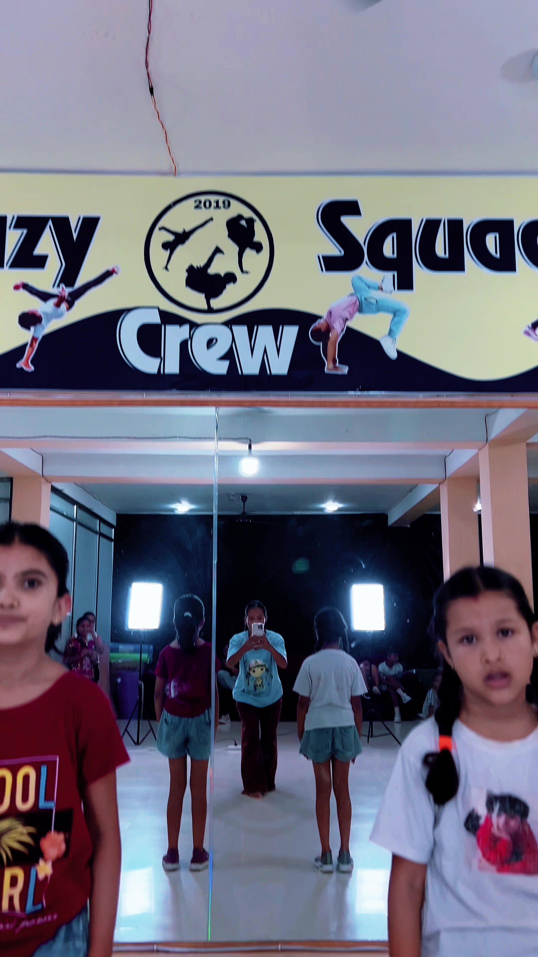 @Crazy Squad Crew