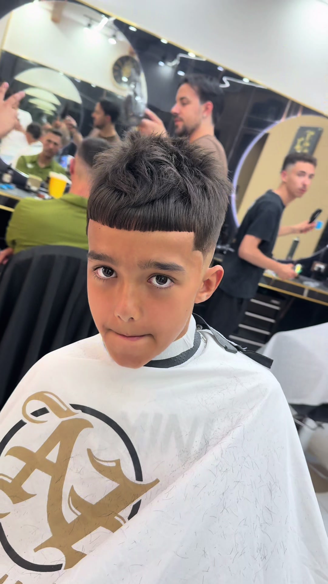 @AZ BARBER