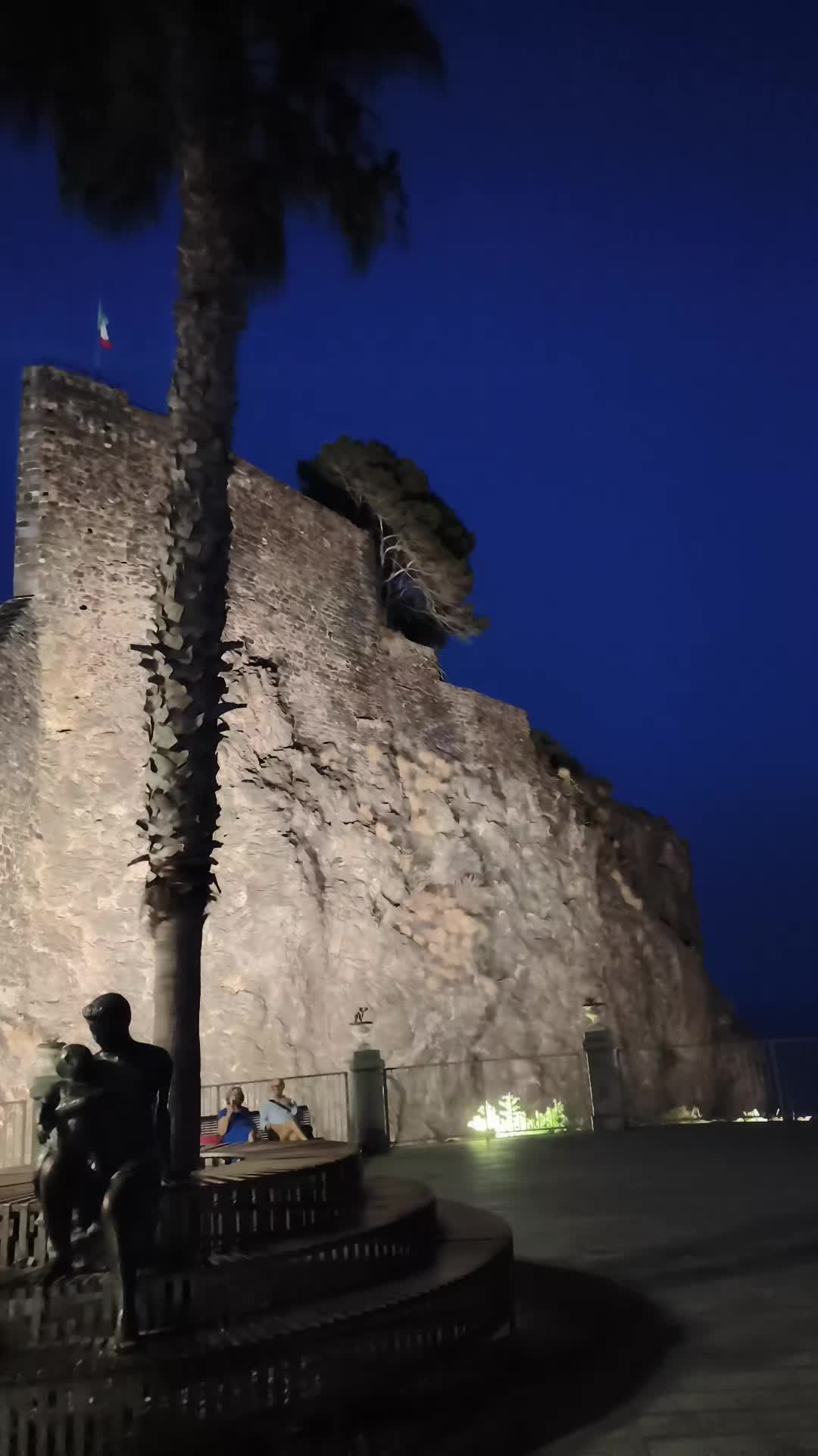 @Annamaria83🇷🇴🇮🇹🦂
