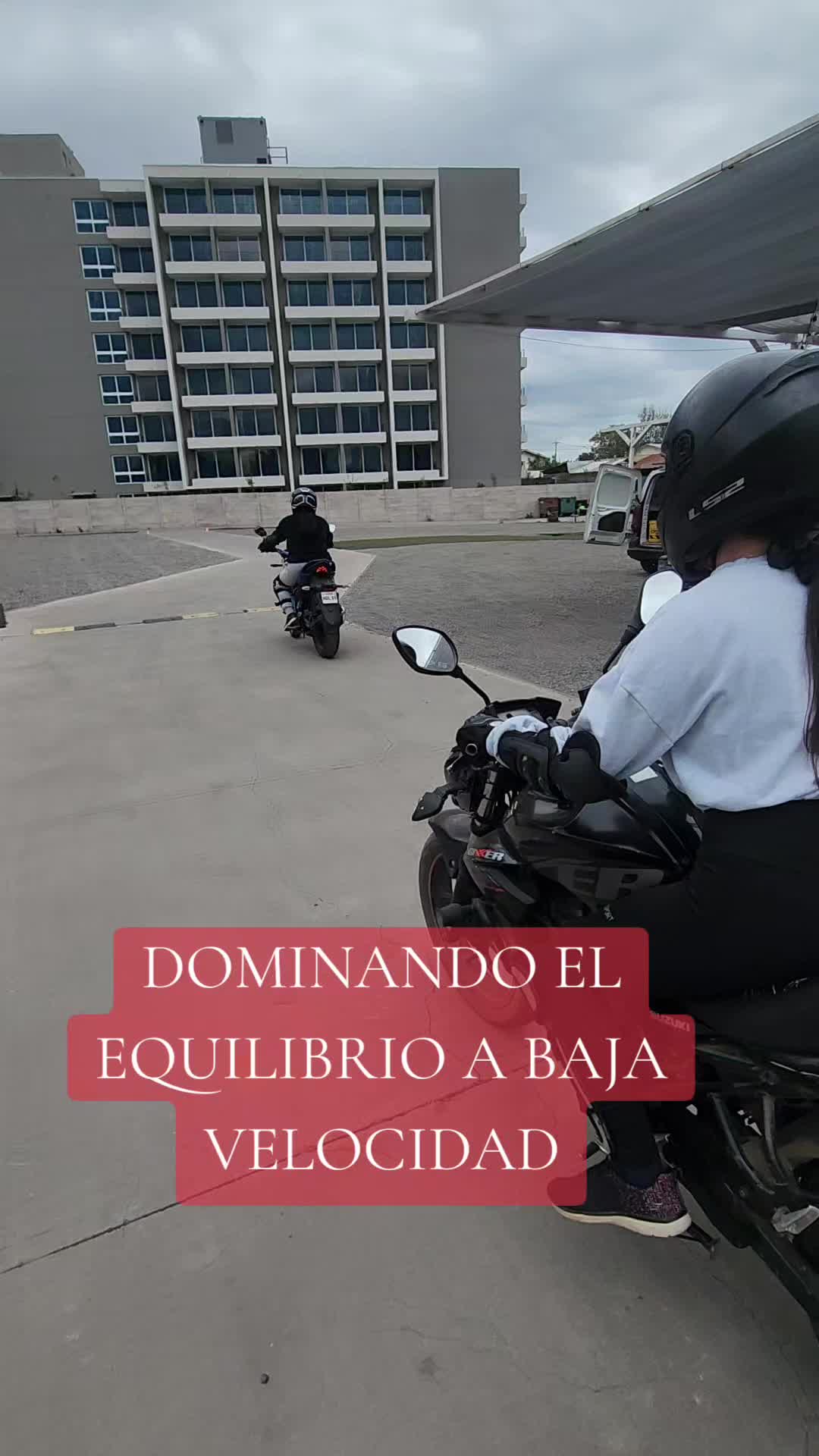 @CLASESDEMOTO.GIXXERMANIA