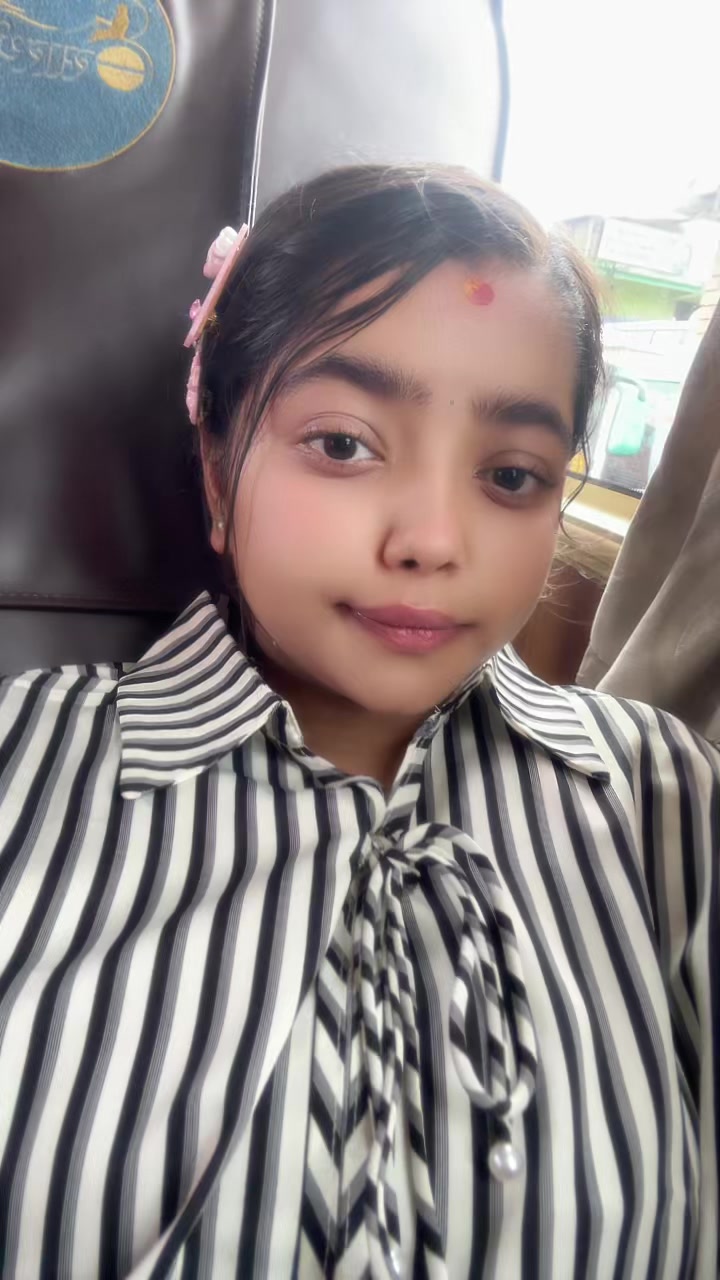 @prakriti लक्कि लेडि❤️