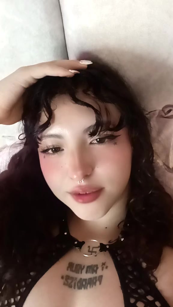 @Súcubo