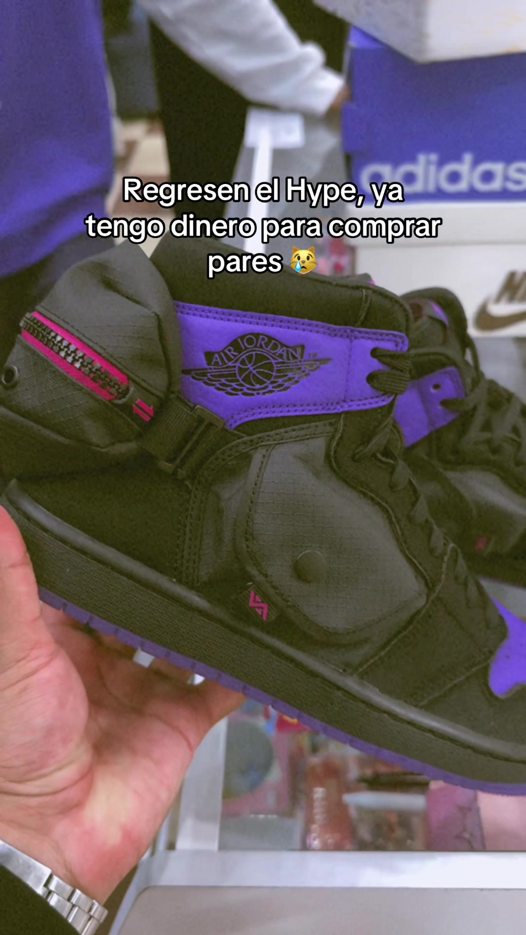 @Familia Sneaker