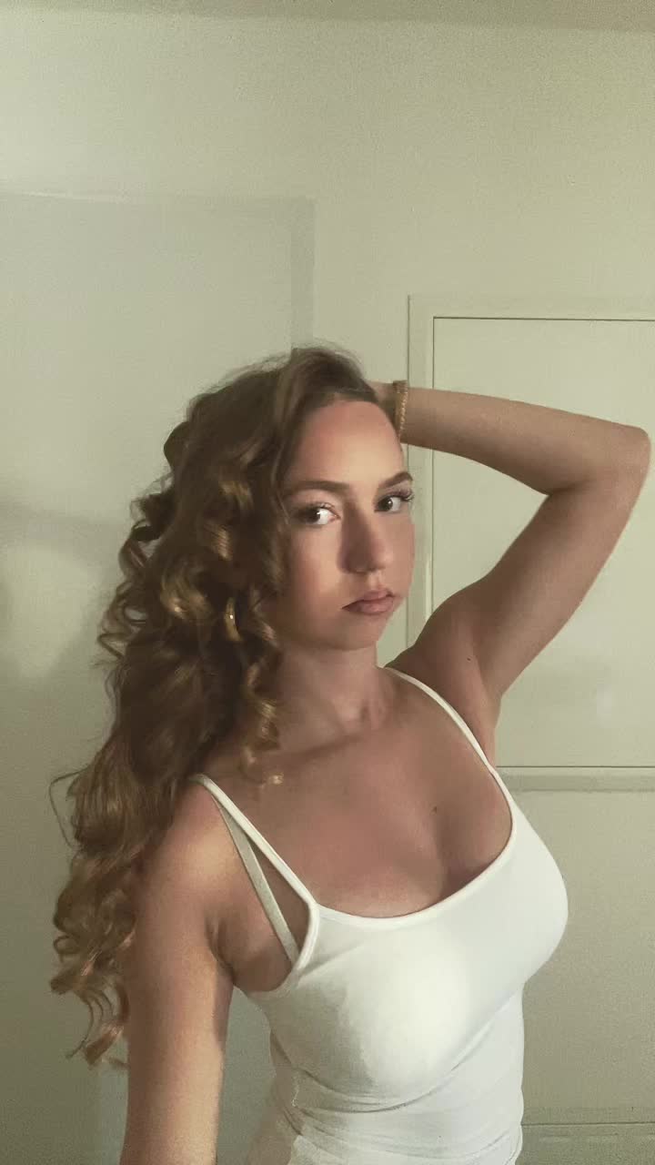 @Helena✨