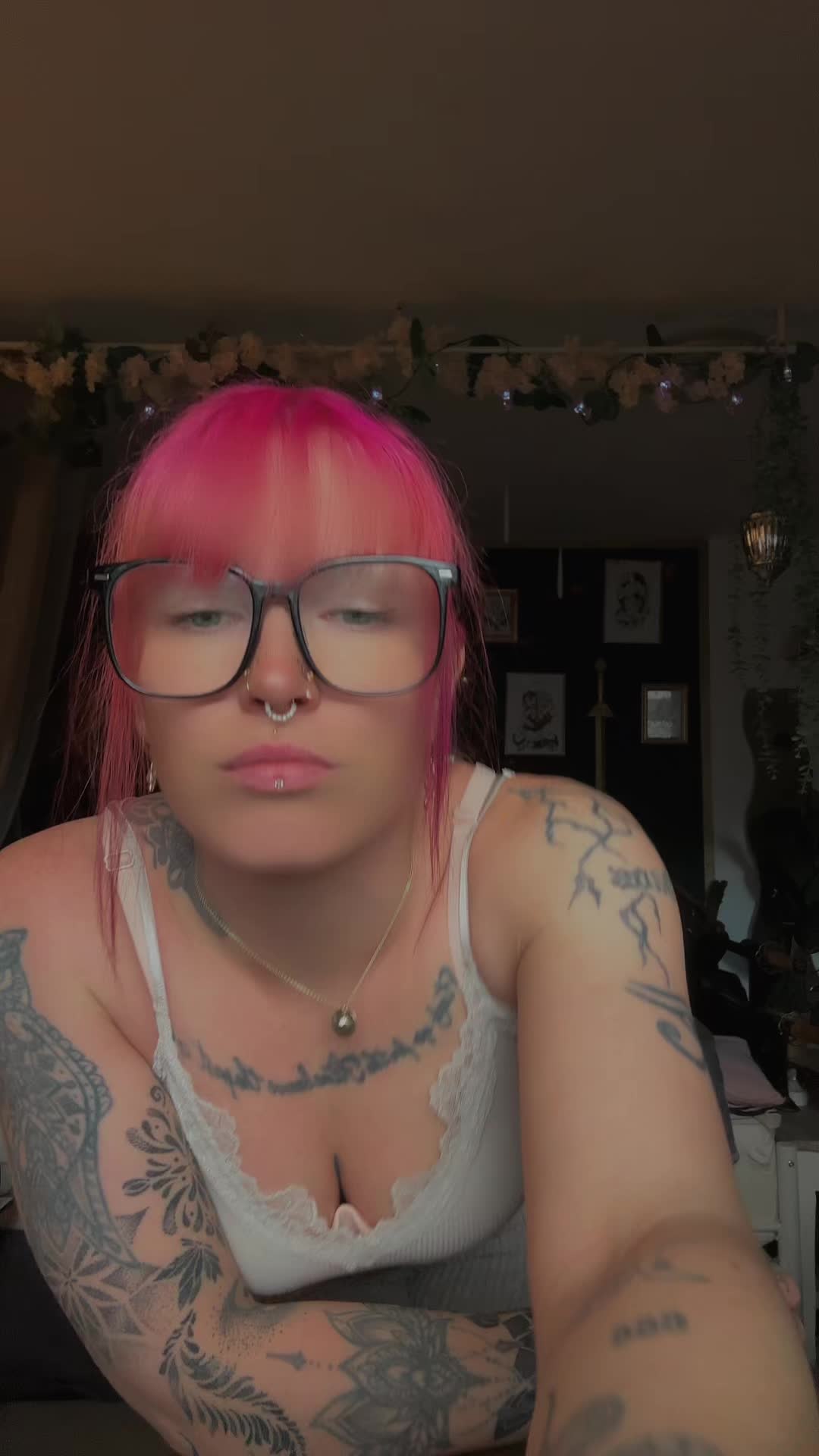 @𝐽𝑎𝑛𝑖𝑥 🩷