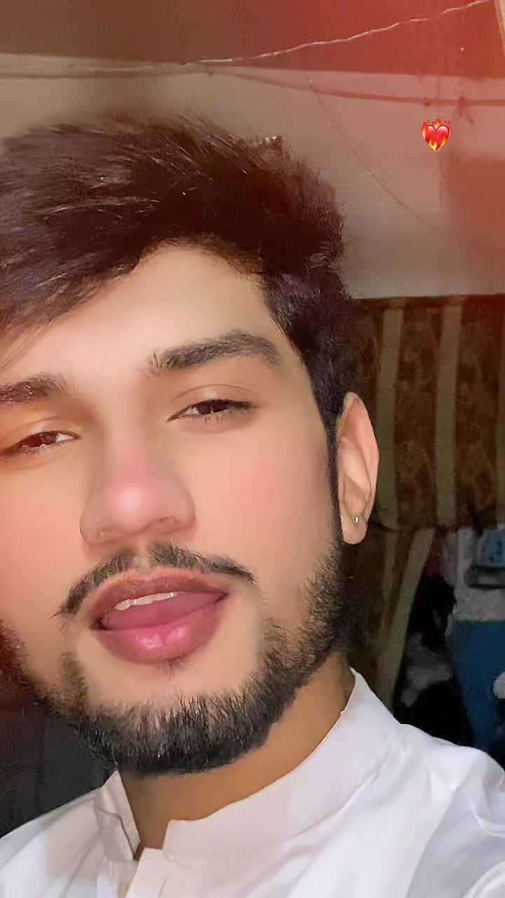 @ذیشان❤️