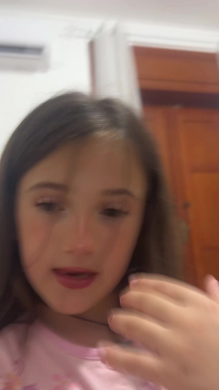 @gennyanna