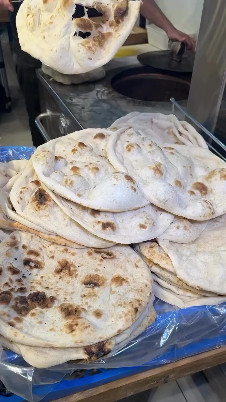 @אוכל זה כאן