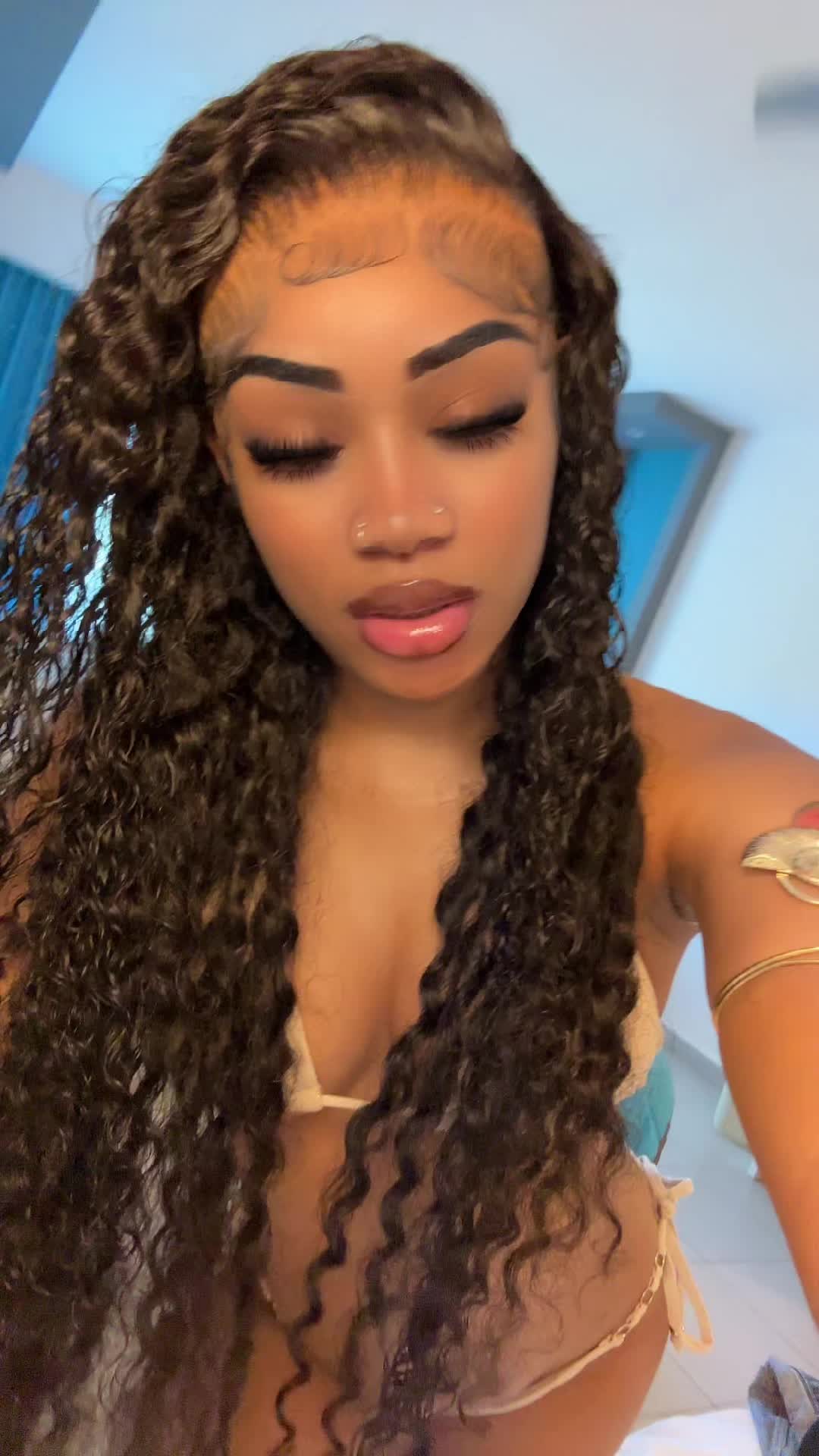 @theonlyniy__