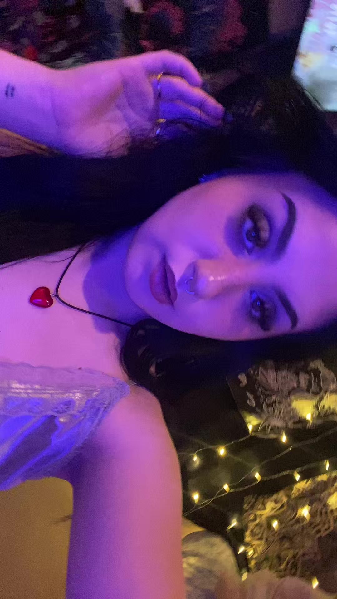 @skylahlove