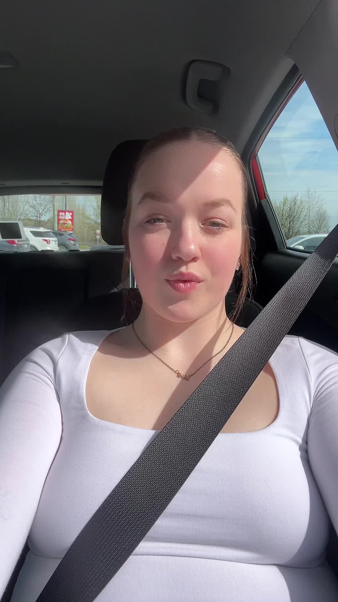 @Teeganbell