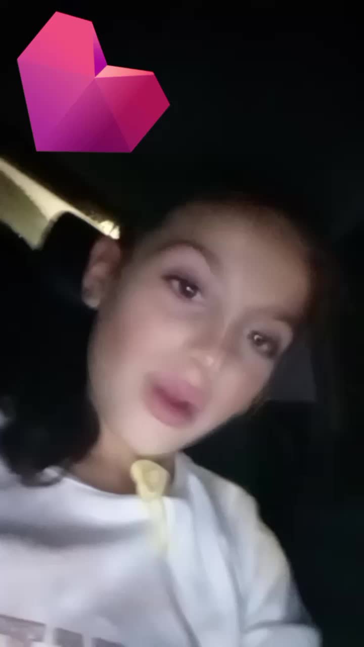 @Chanel8_