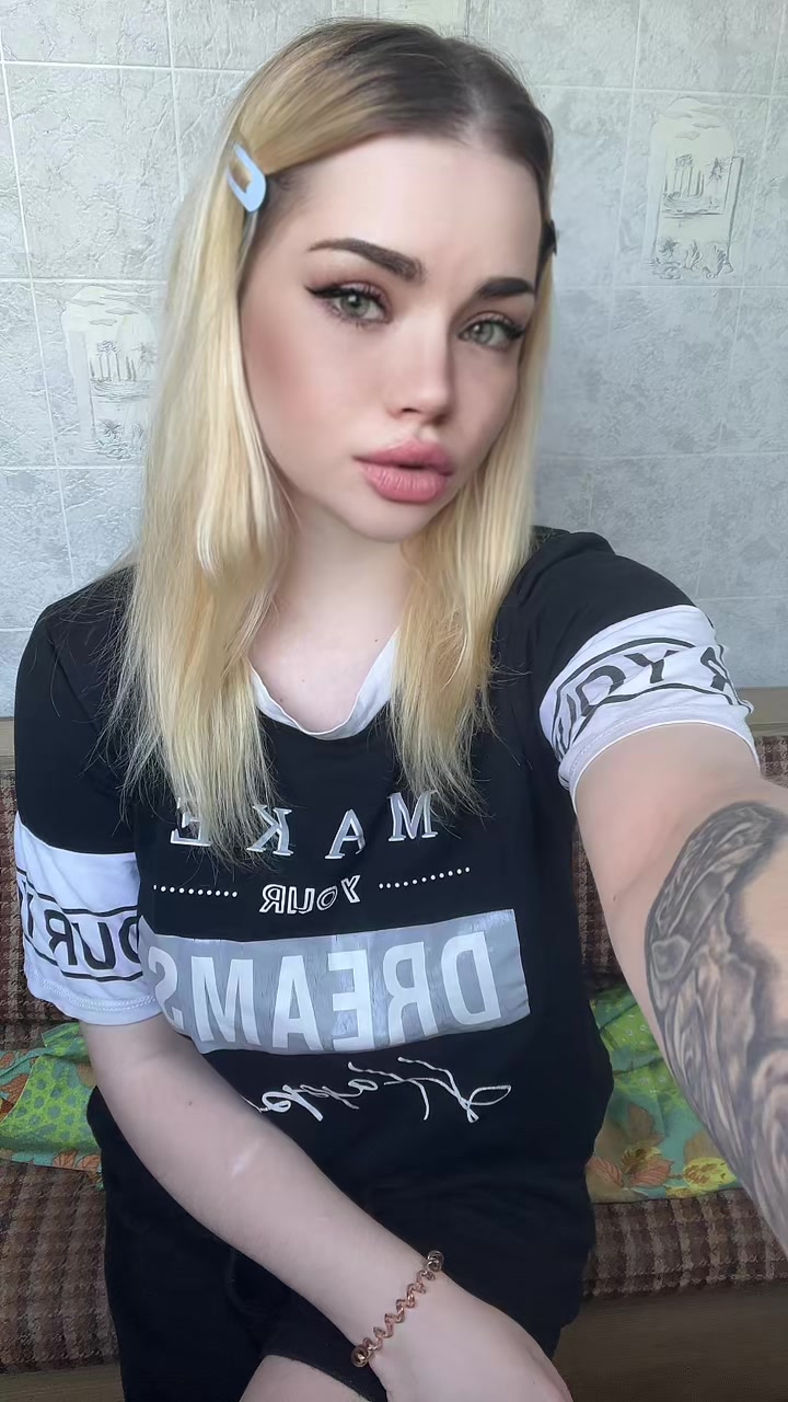 @Vika_viktori