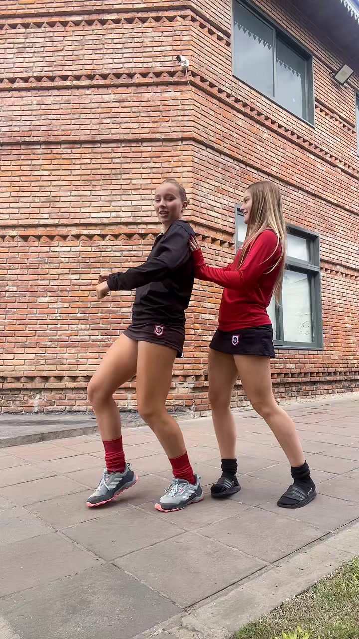 @jjuliii