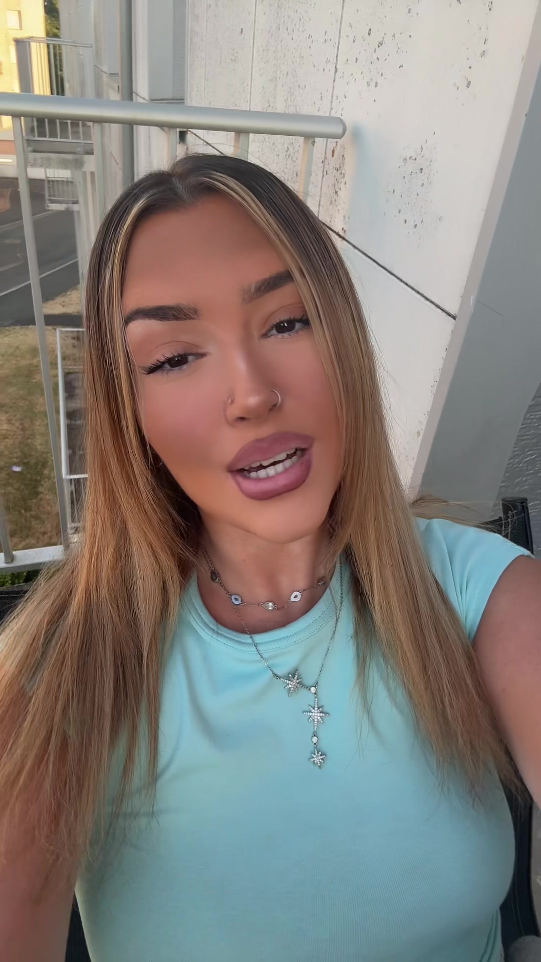 @LΣΣLΘU