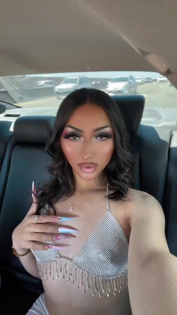 @Sophia_gonzalez