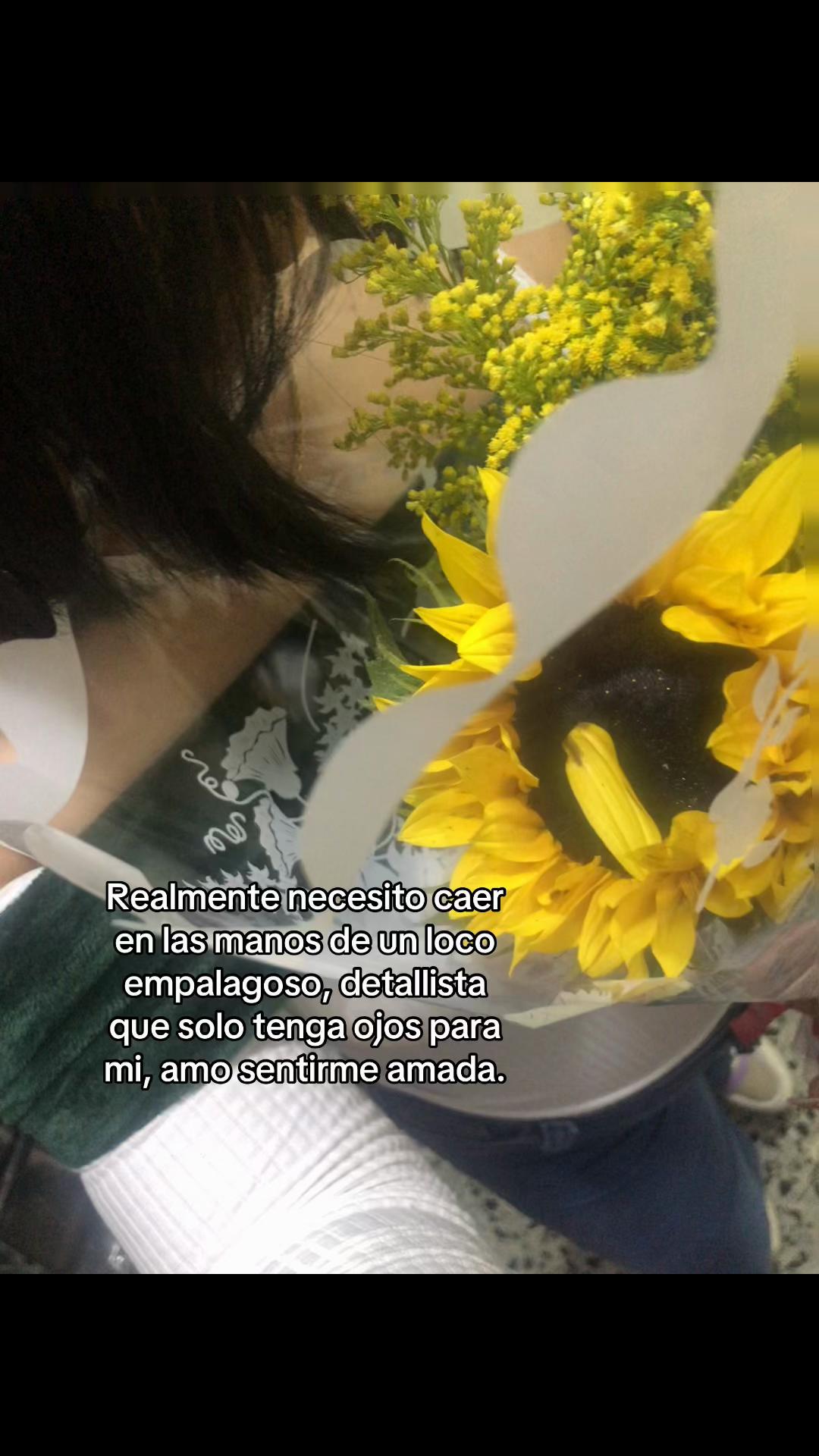 @Valeᥫ᭡