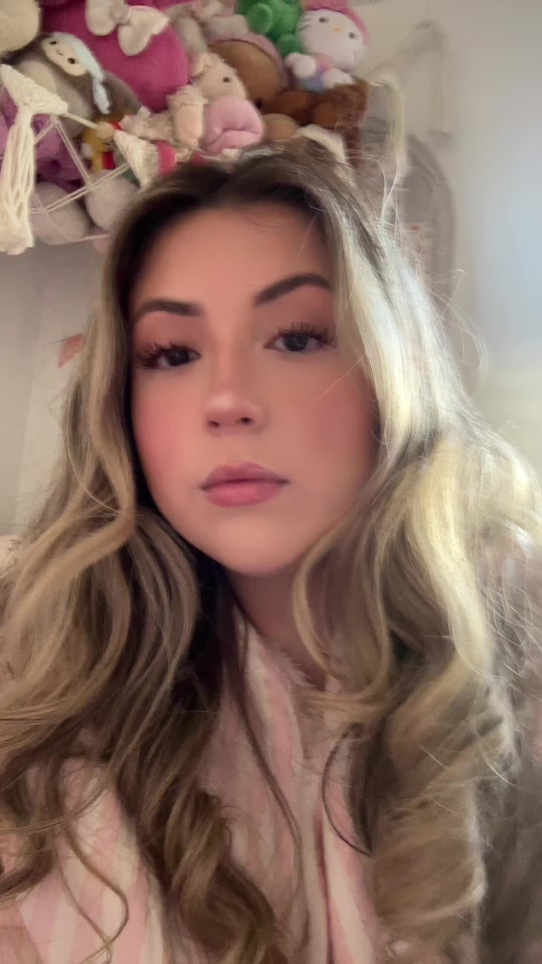 @🧁