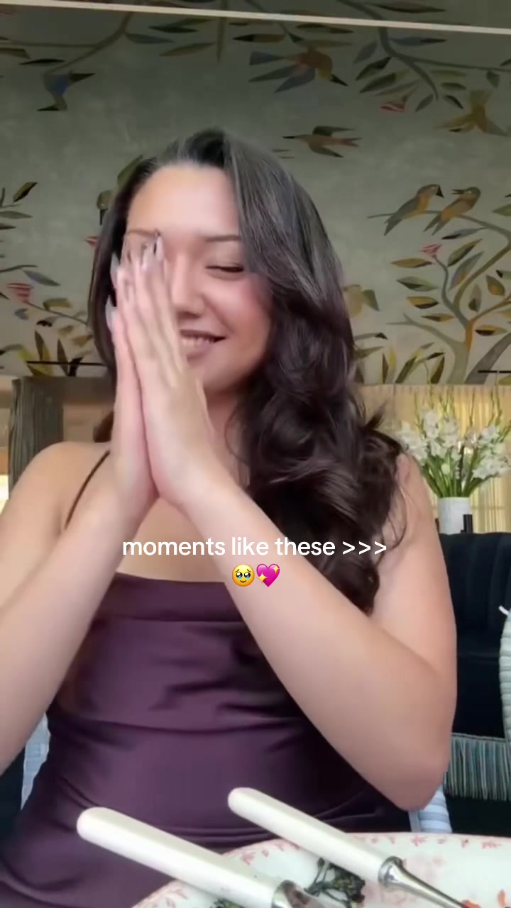 @Azazie US