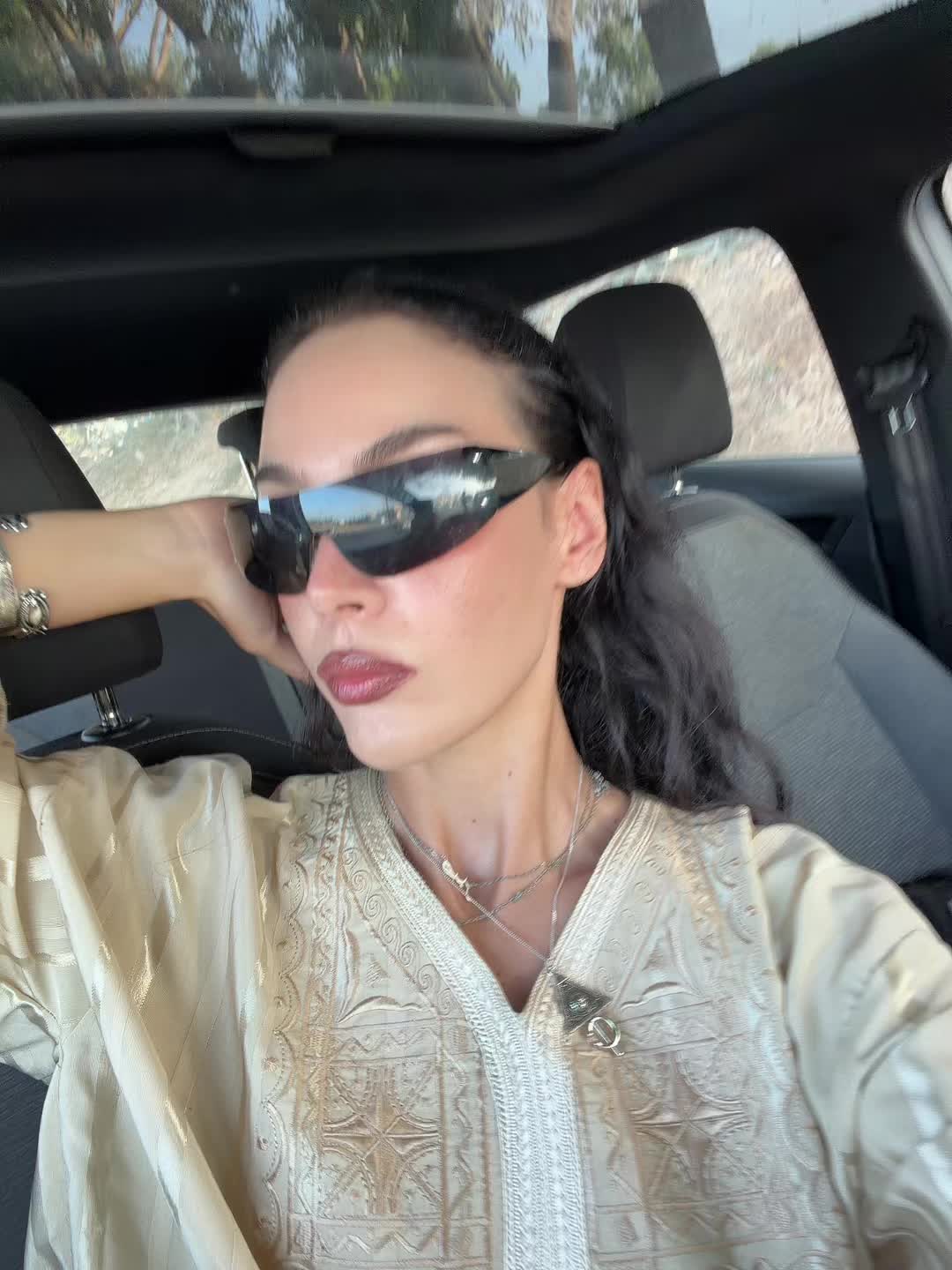 @Aridayeb