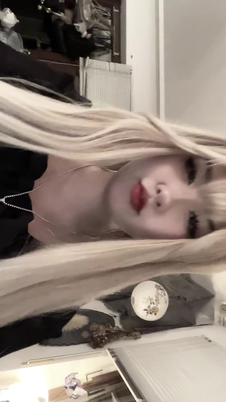 @𝕷𝔂 / 𝒀𝒂𝒛𝒖 🐾