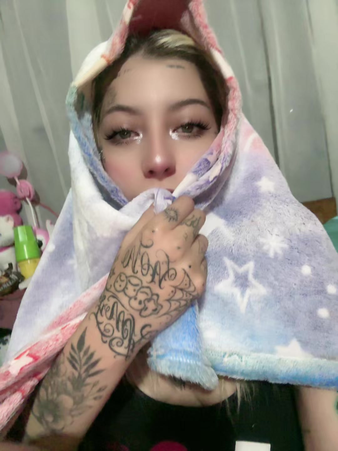 @𝔖𝔥𝔞𝔦𝔢𝔩 𝔇𝔞𝔳𝔞𝔩𝔬𝔰