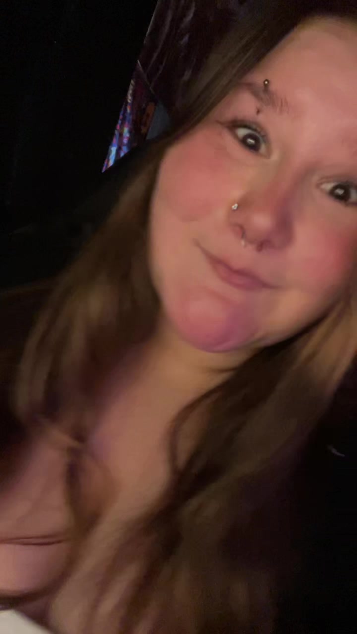 @yourlocalweird_madie01