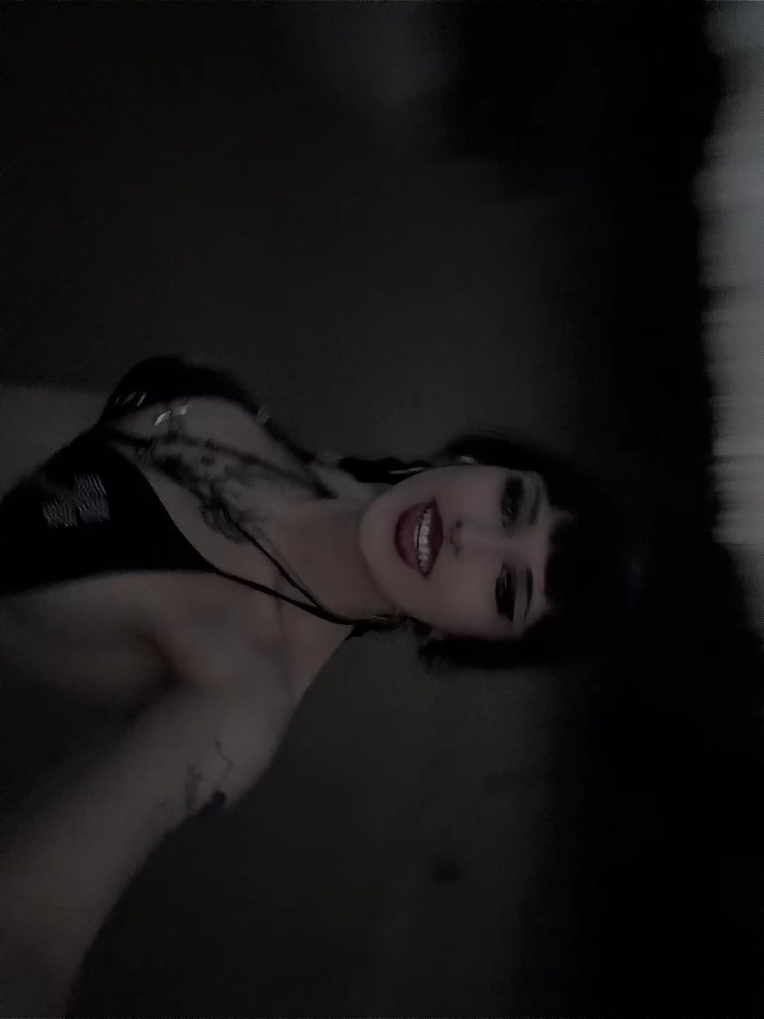 @SkayeGrey