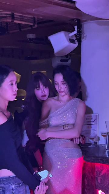 @ใบปอเรียนศิลจีน