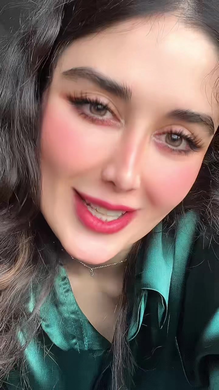 @mahroo