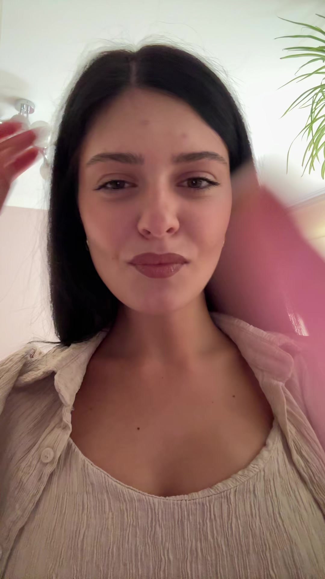 @renata.