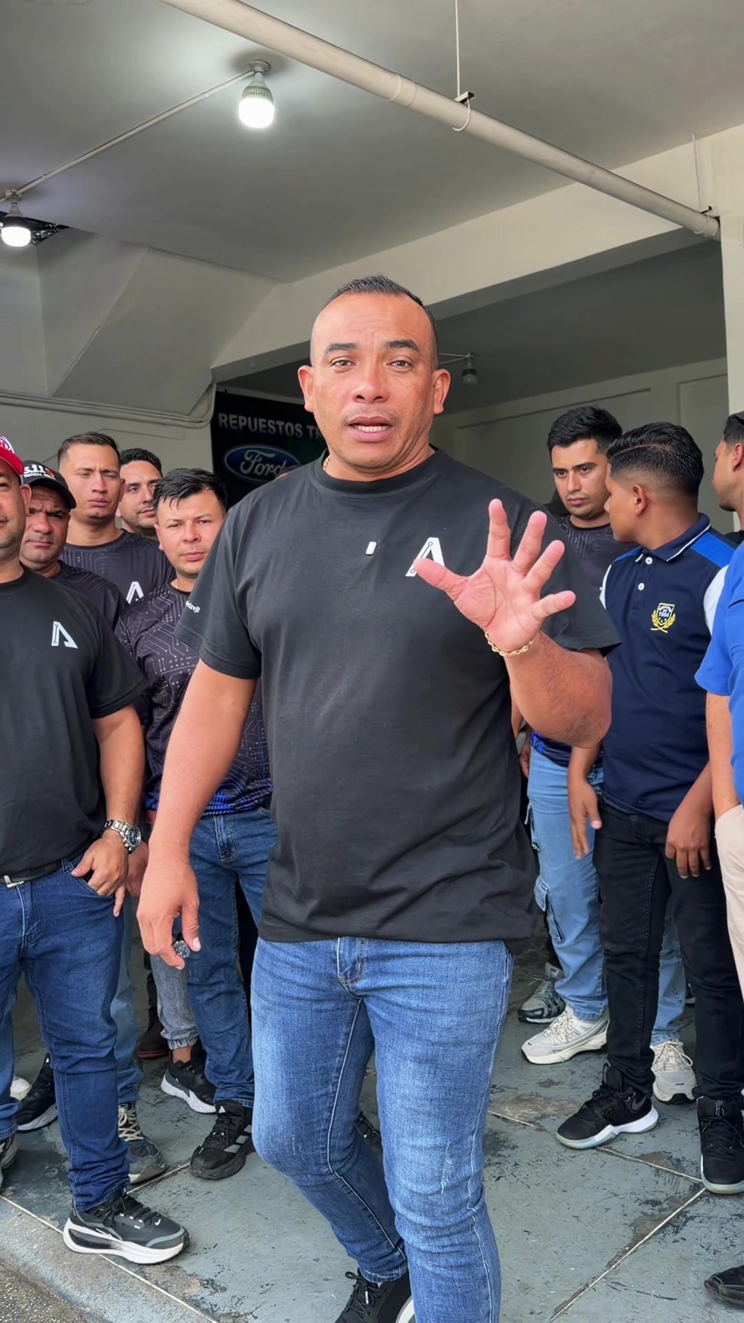 @Víctor Aponte