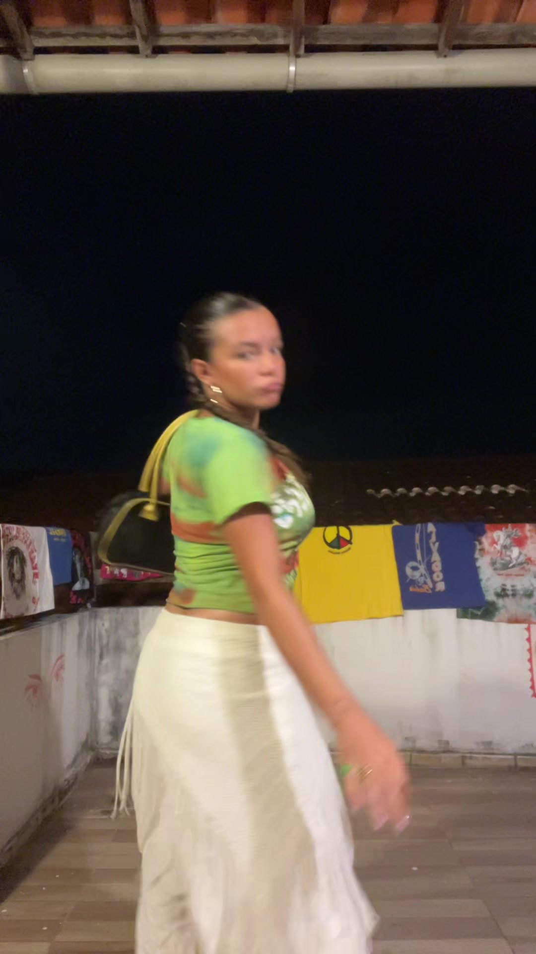 @LUIZA