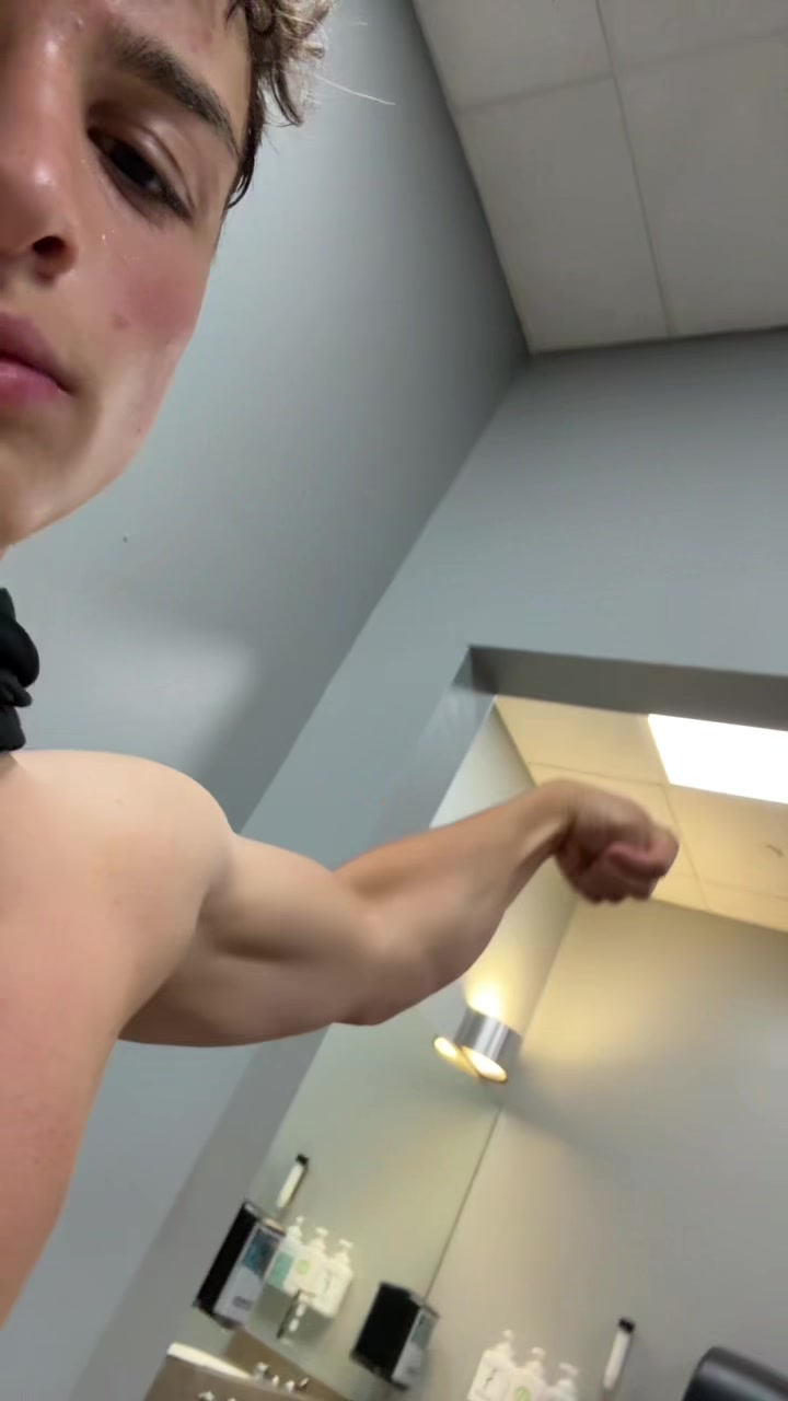 @brockdergaraa