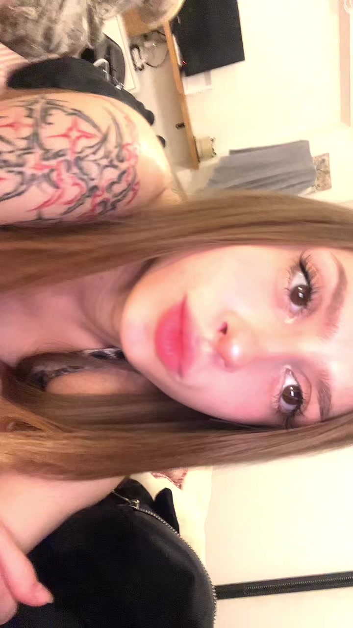 @briana 🐍
