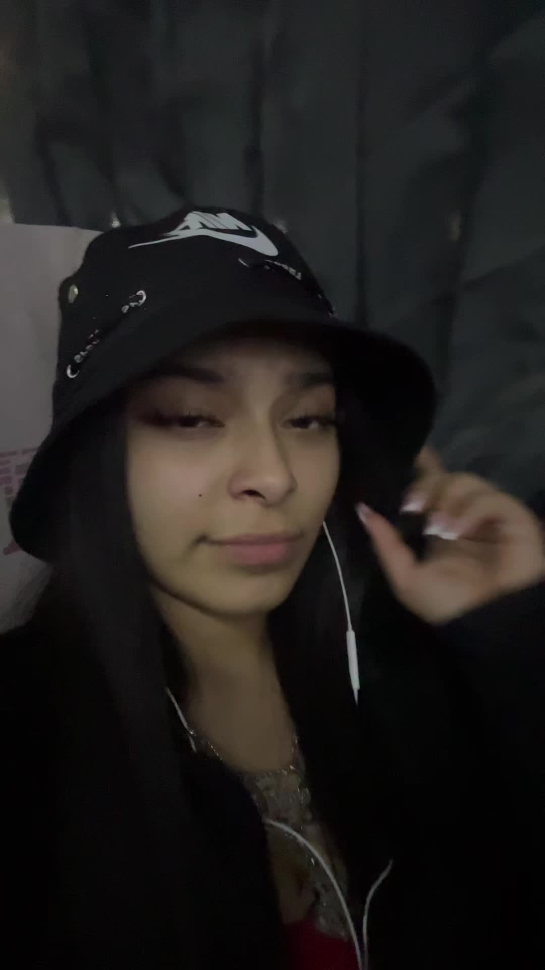 @𝒞