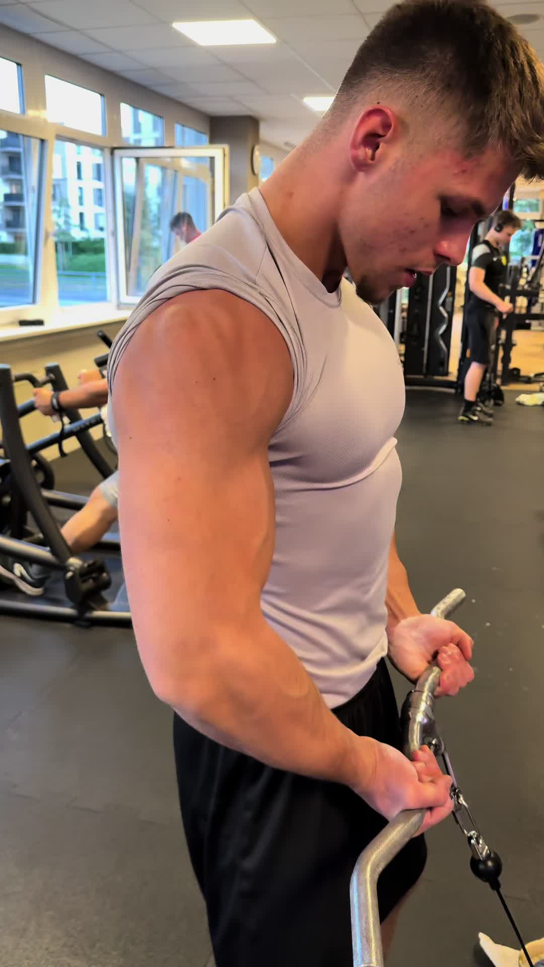 @edijon krasniqi