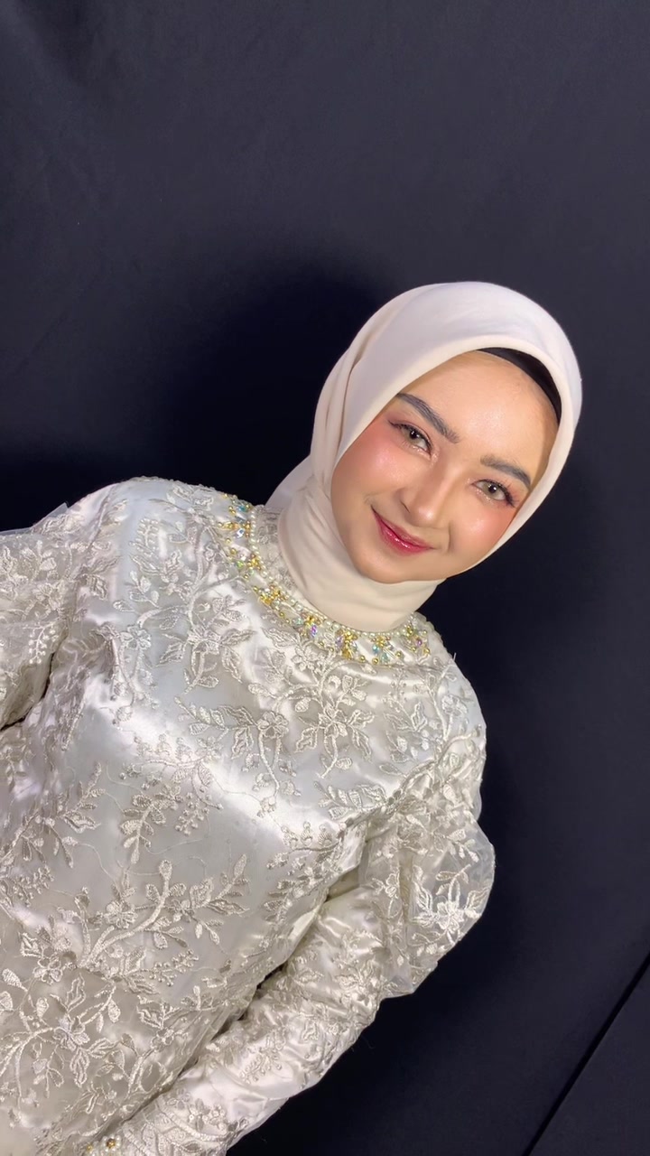 @Vel | MUA BINJAI