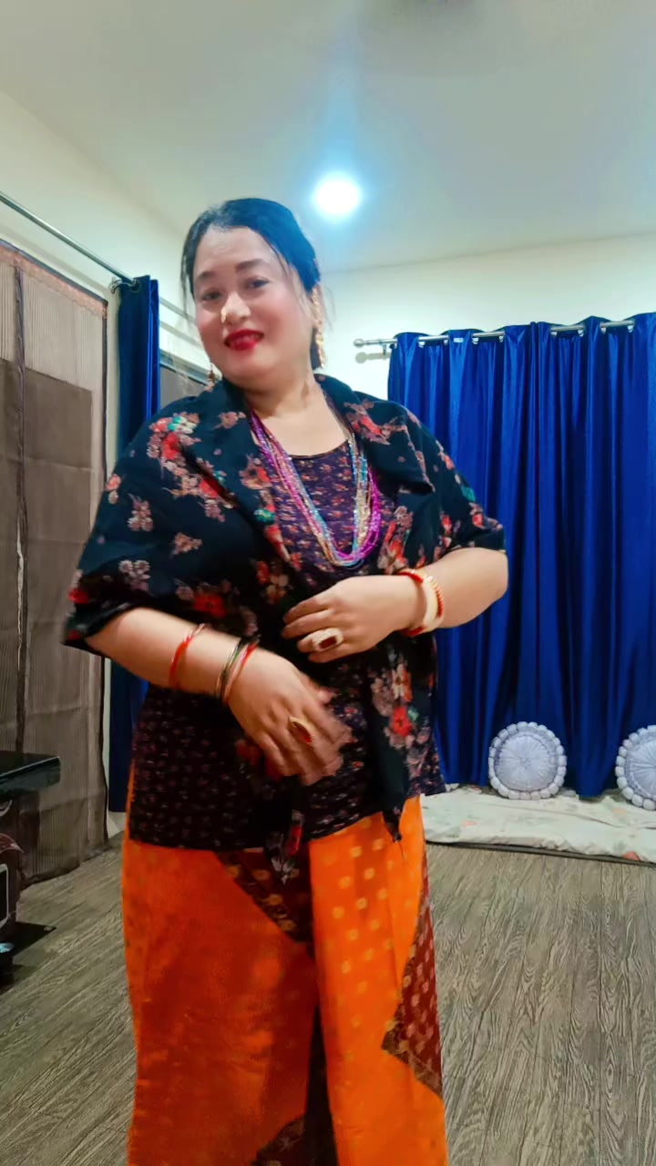 @saru gurung