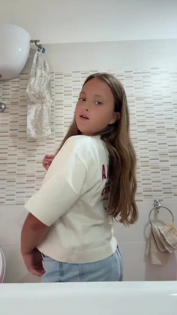 @👸🏽🤎