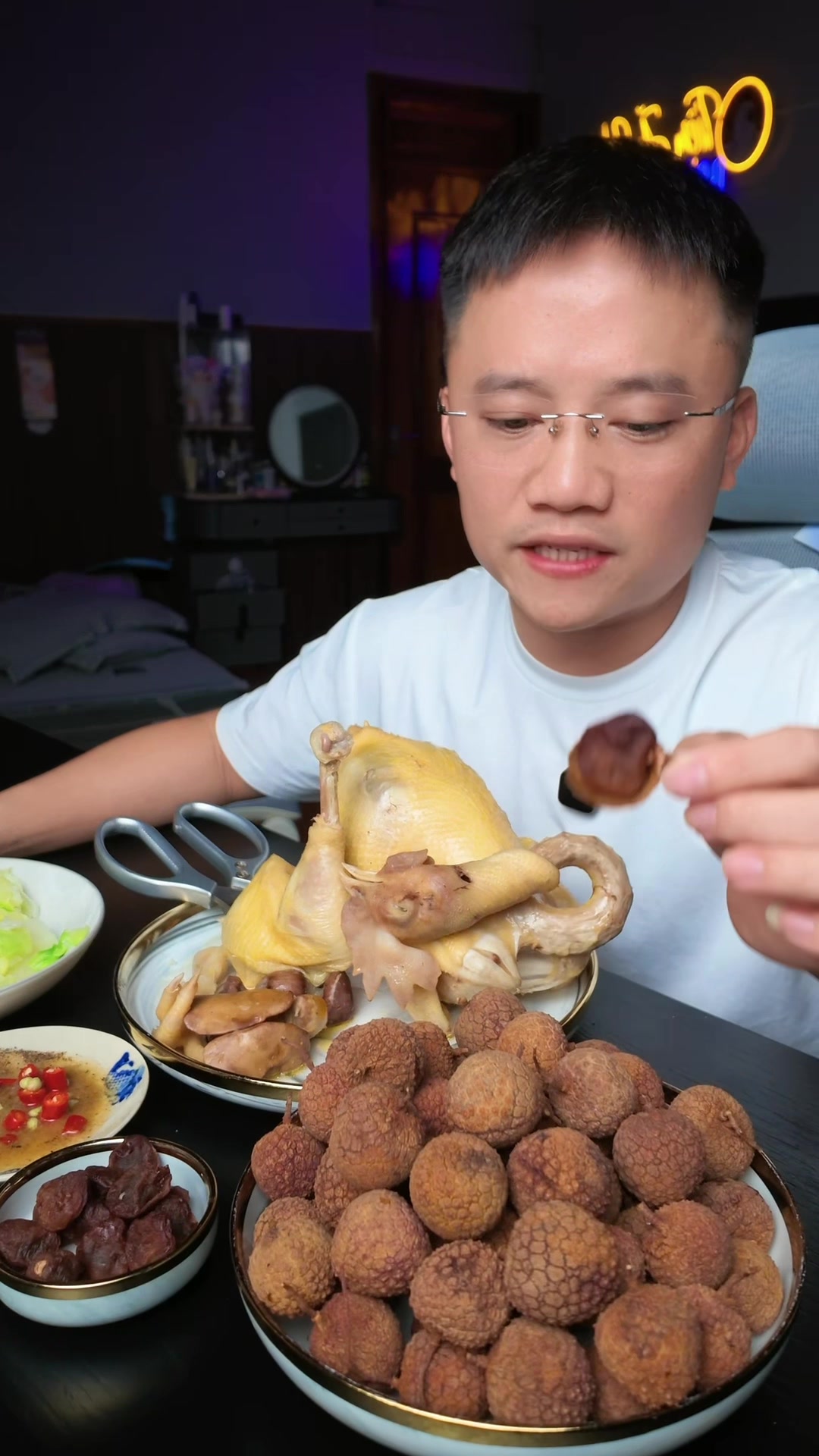 @Nguyễn Văn Hậu (Hậu Troll)