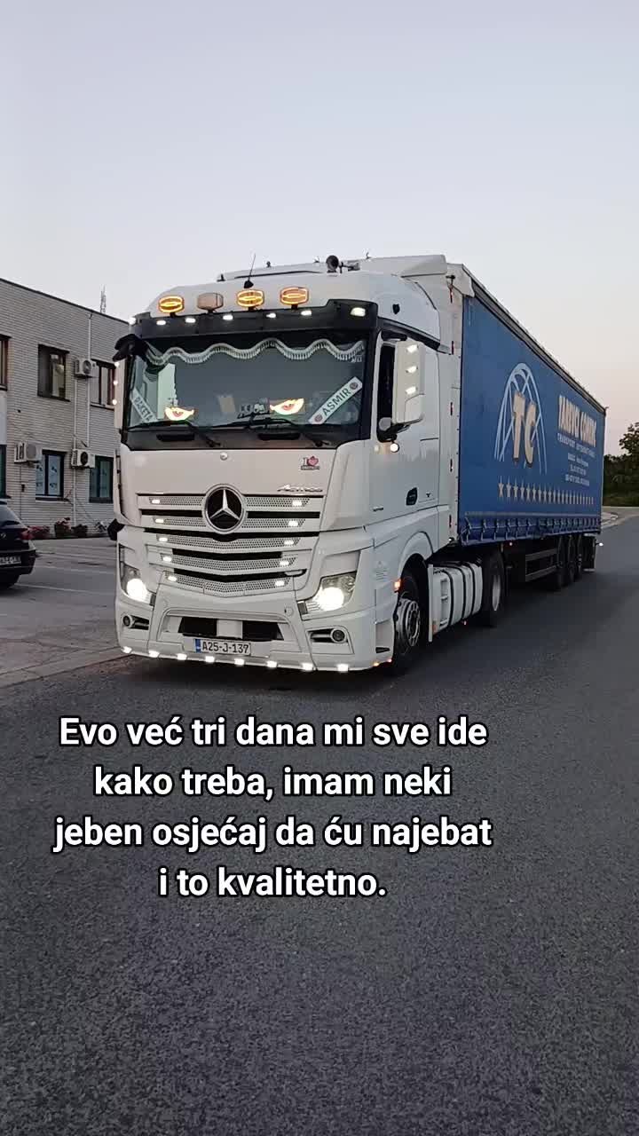 @&Scaron;meker ✌️✌