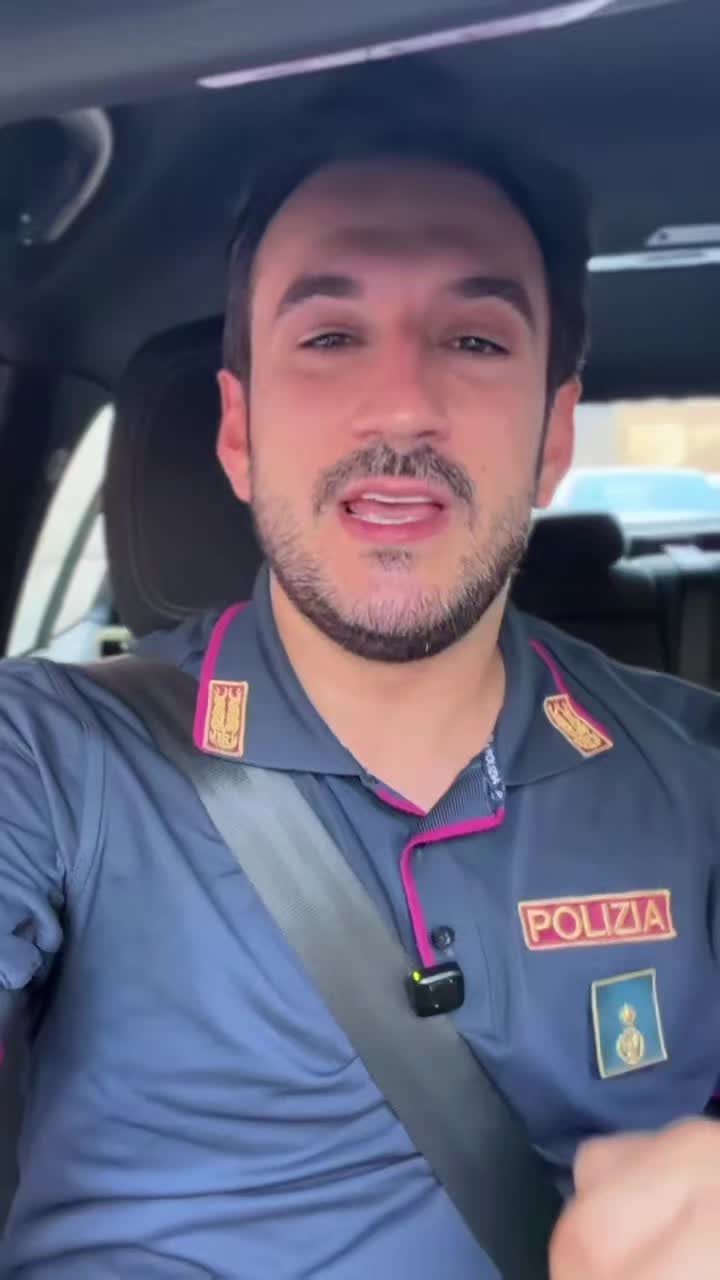 @๐ฎโ๏ธ๐#ragazzidellavolante113