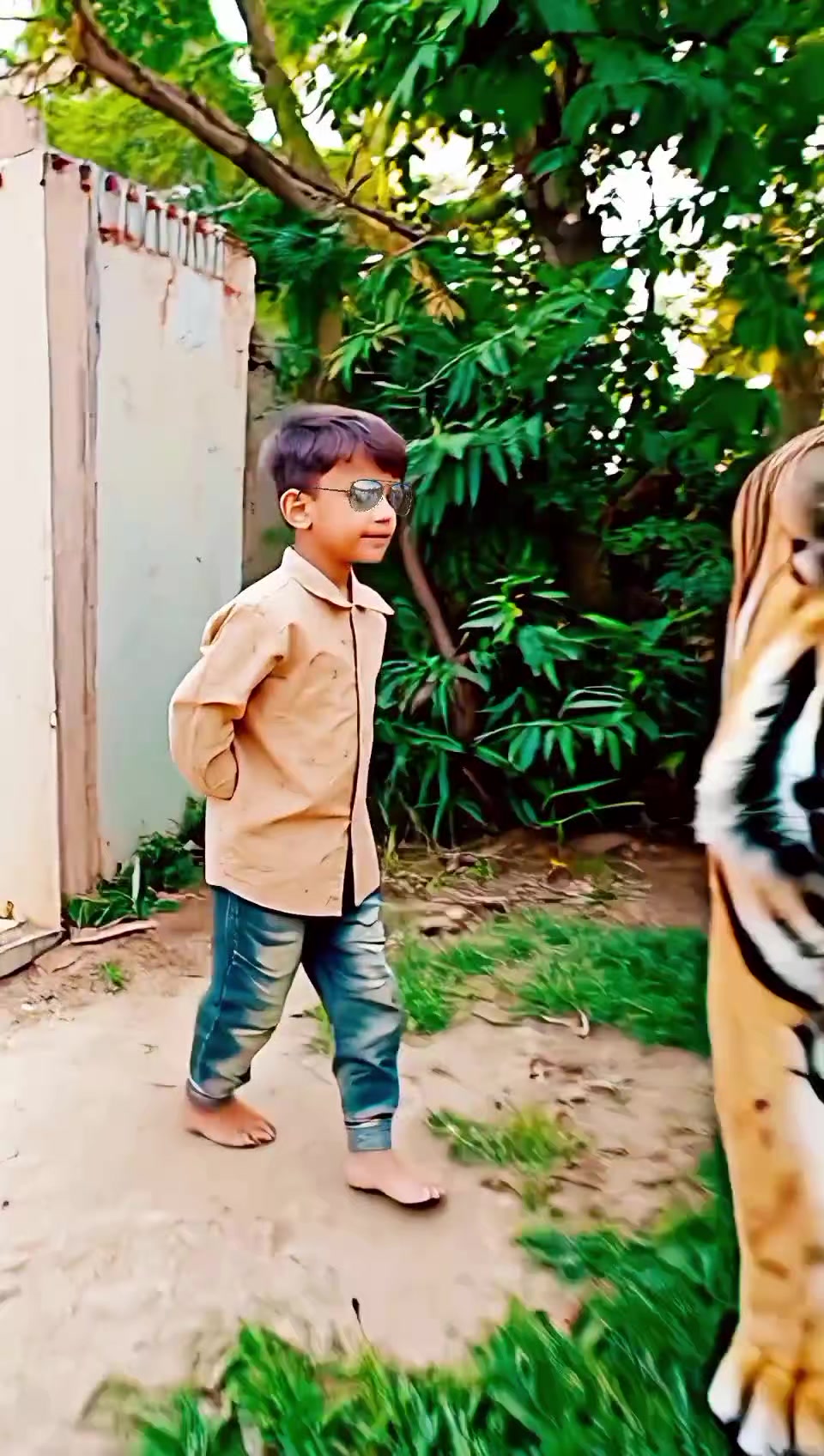 @🥰🥰M👩❤️💋👩Shahbaz📞G🌠U
