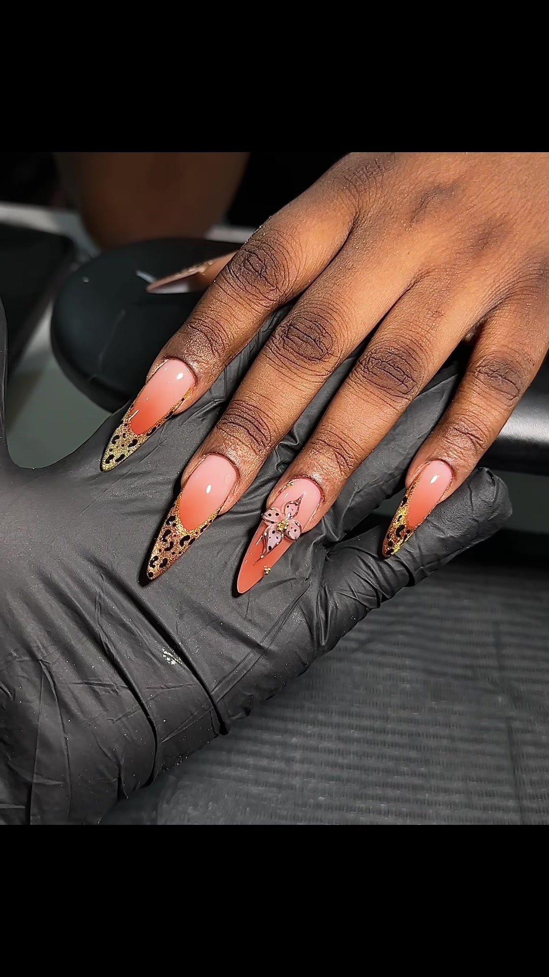 @NAIL TECHNICIAN IN IBADAN