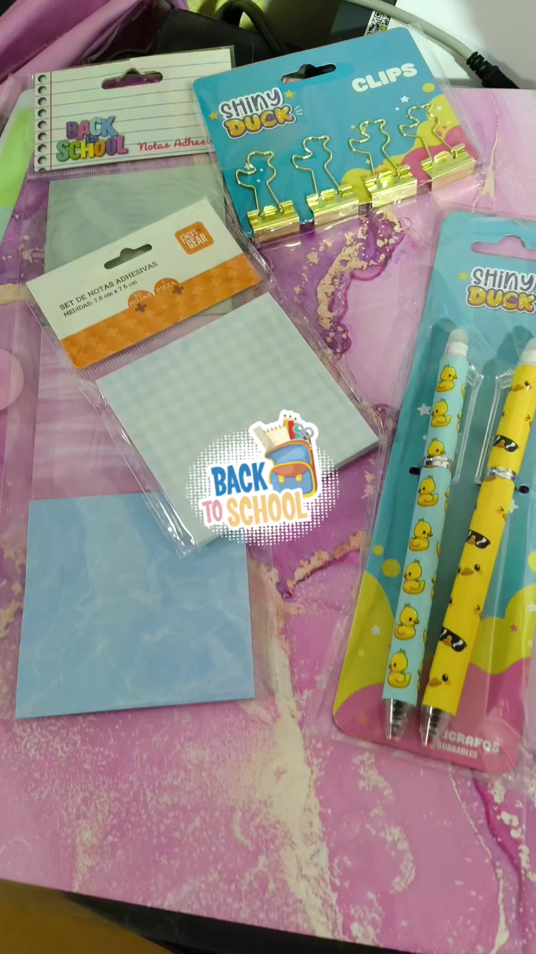 @lamaetacool 💜🖍️✂️🧸✏️