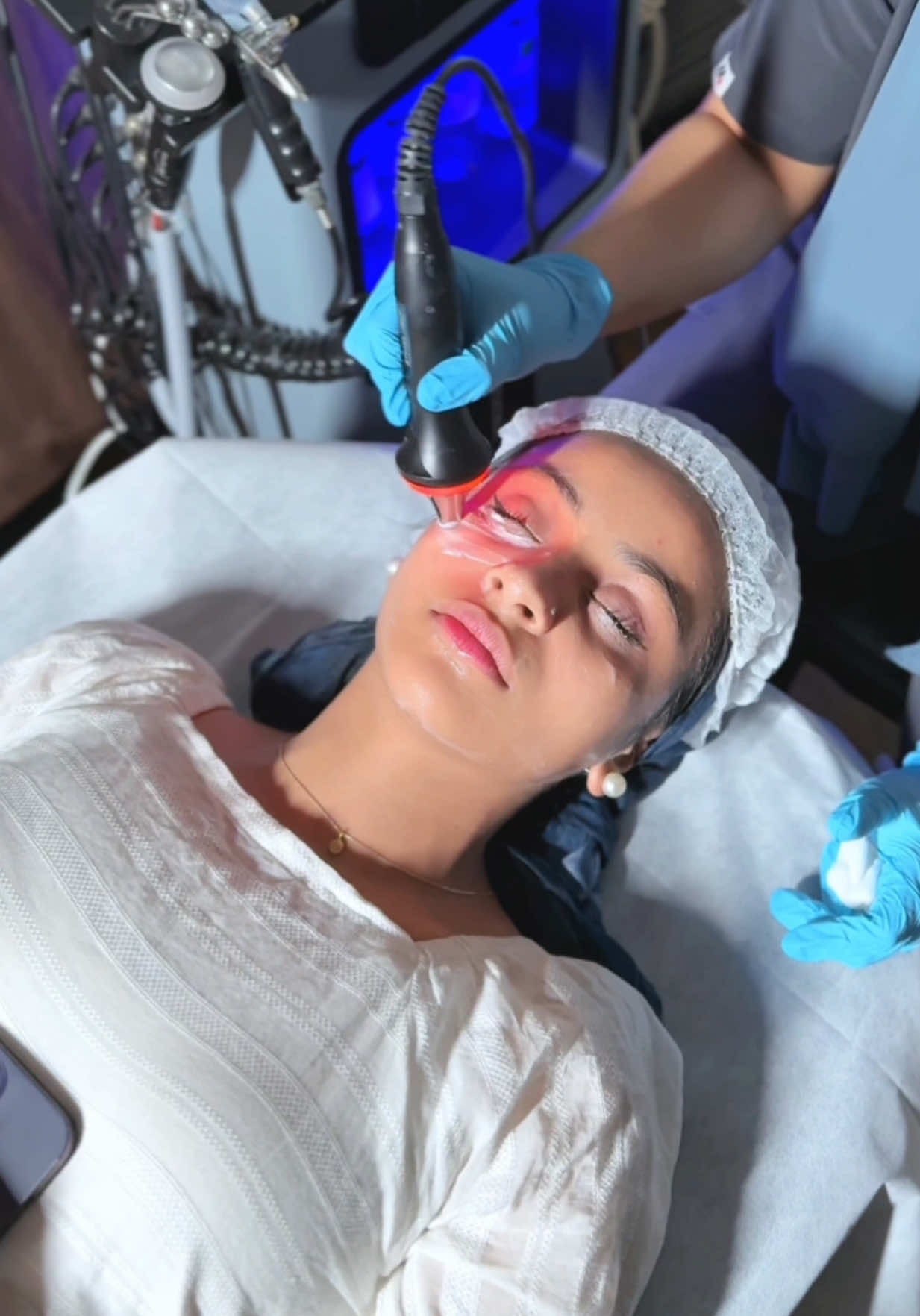 @MR Aesthetics 📞 0325 9611110