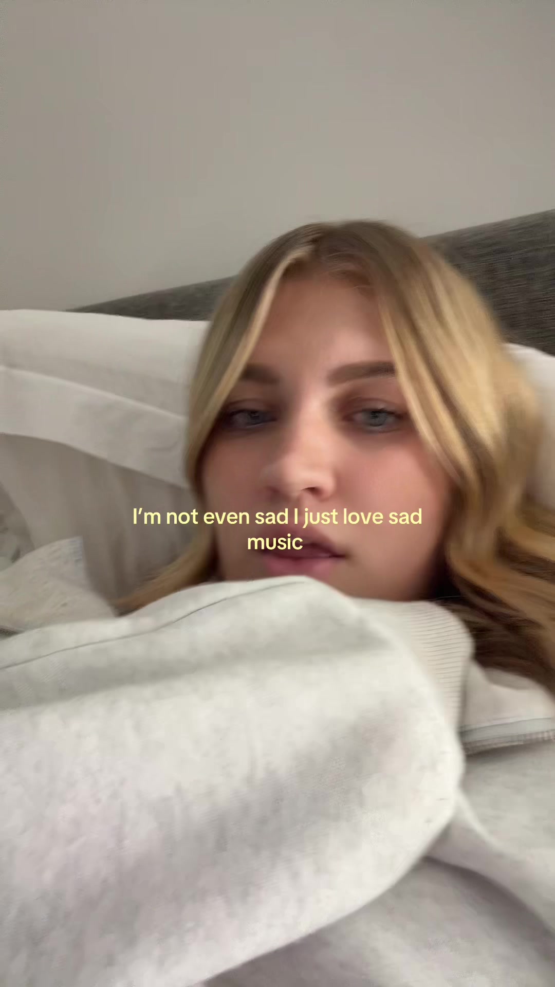 @supitscharlee