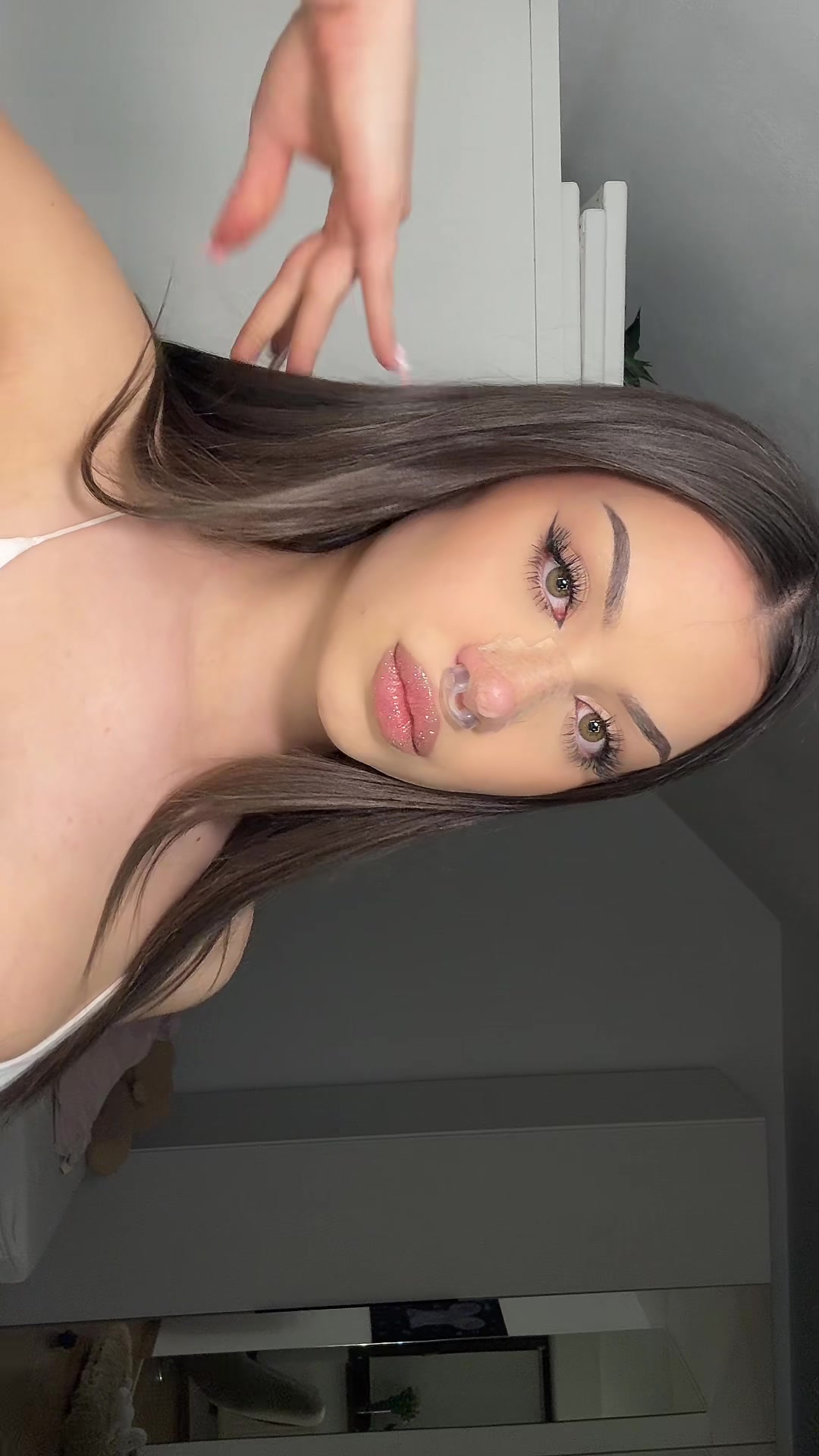 @Liv