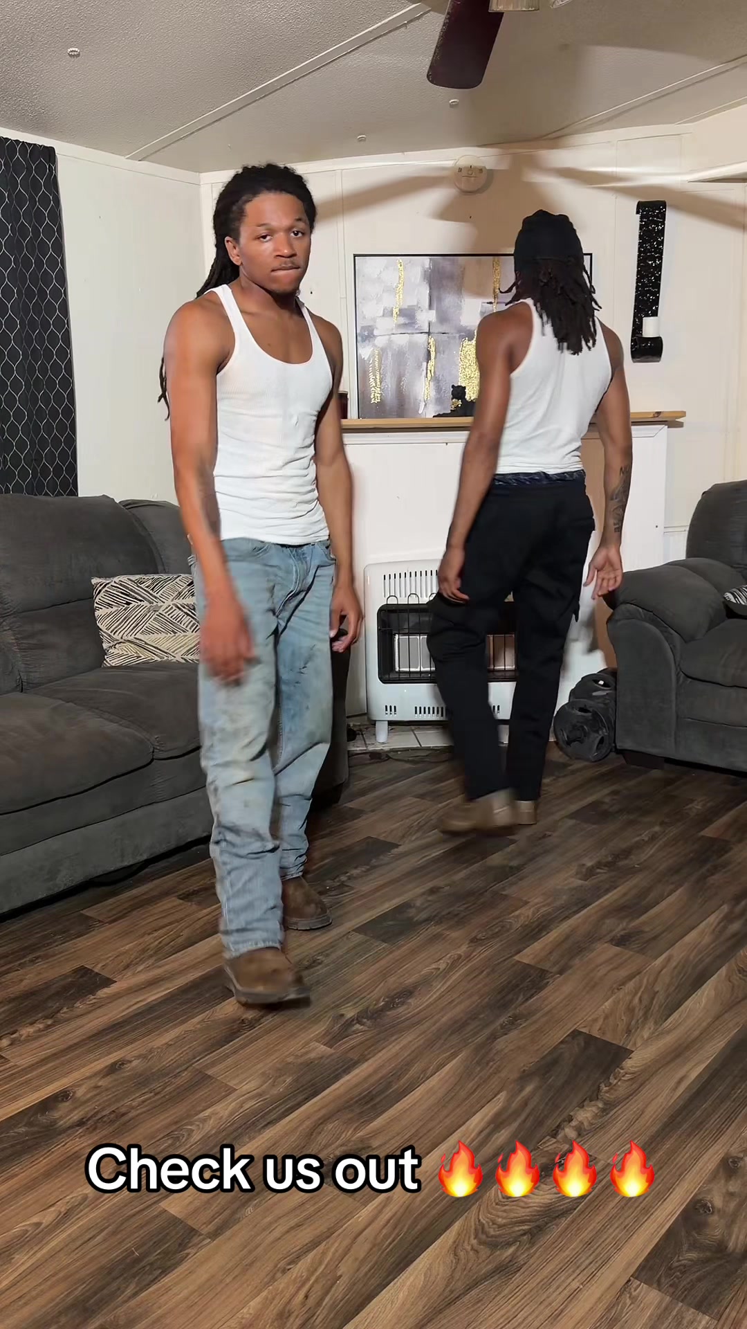 @Ghettotwins_